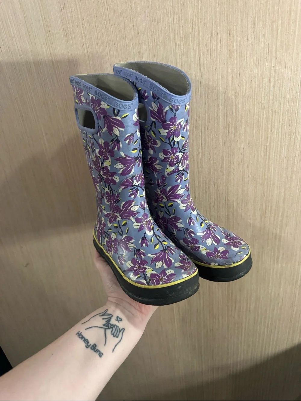 Kids Bogs Magnolia Purple Floral Girls' Rain Boots with Yellow Trim Size 1